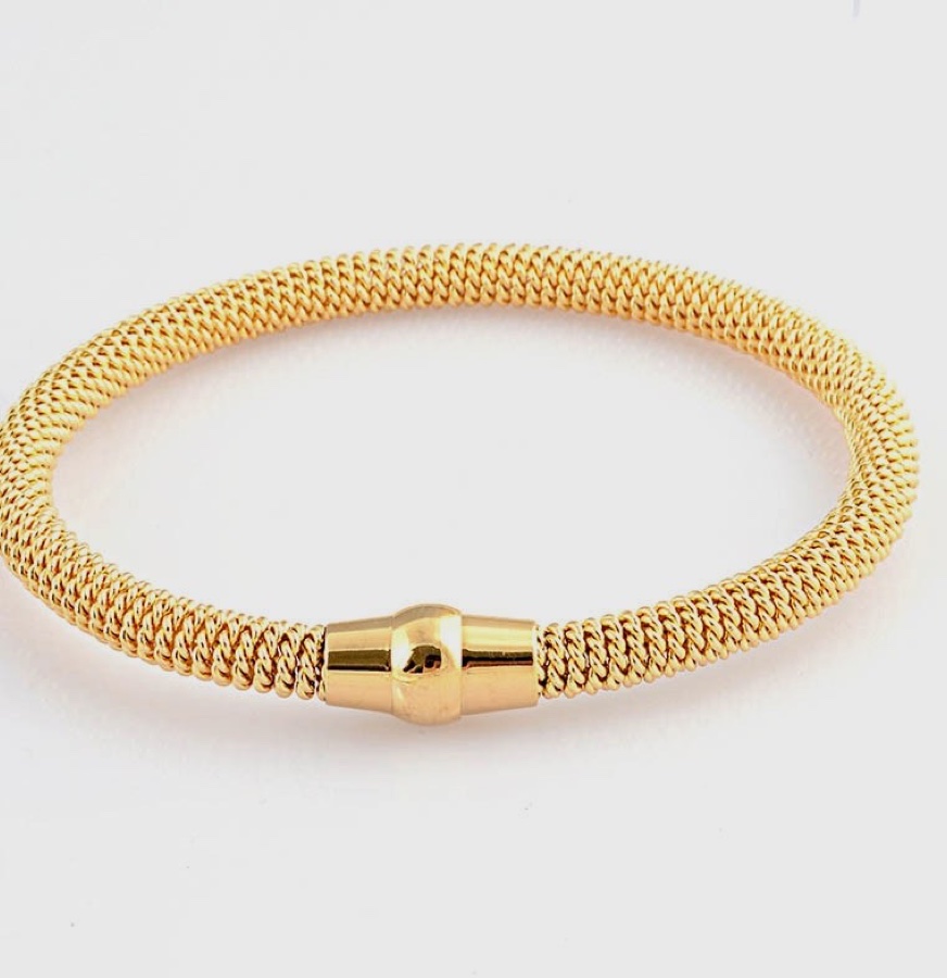 Reference photograph of a woven magnetic cable bracelet with a magnetic clasp